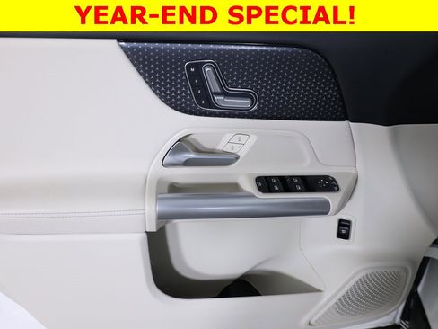 Certified 2025 Mercedes-Benz GLA 250 4MATIC image 9