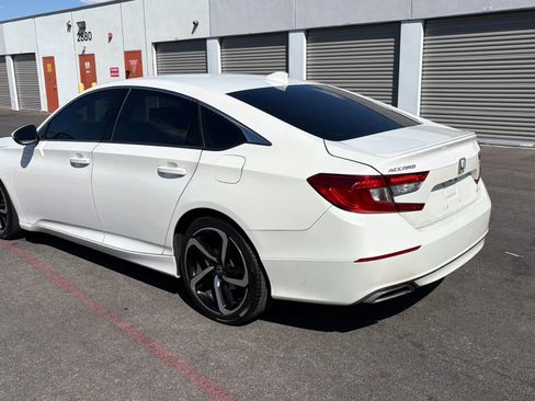 Used 2018 Honda Accord Sport image 3