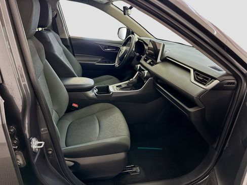 Used 2024 Toyota RAV4 XLE image 32