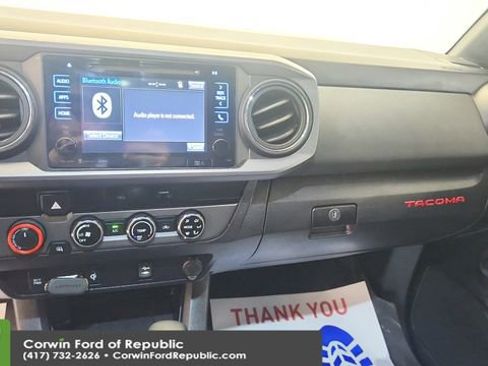 Used 2016 Toyota Tacoma TRD Off-Road w/ Towing Package image 16