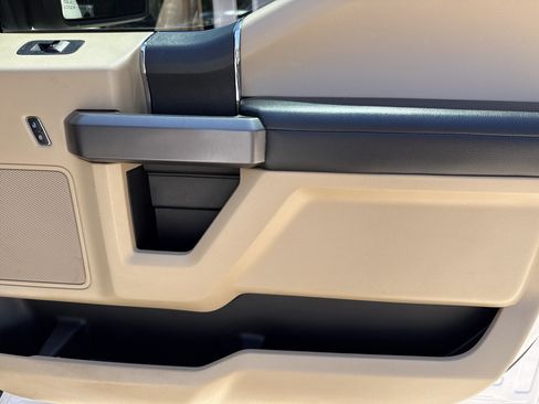 Used 2020 Ford F150 XLT AWD/4WD image 14