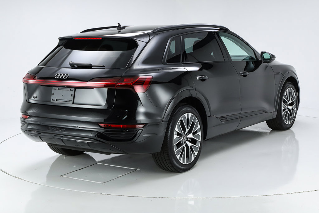 Used 2024 Audi Q8 e-tron Prestige w/ Prestige Package AWD/4WD image 13