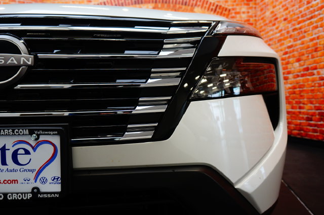 Certified 2025 Nissan Rogue S AWD/4WD image 60
