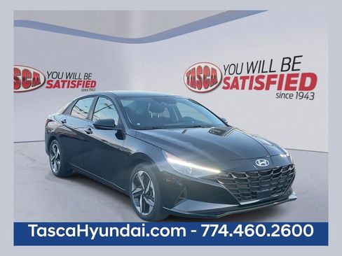 Used 2023 Hyundai Elantra SEL w/ Convenience Package image 1