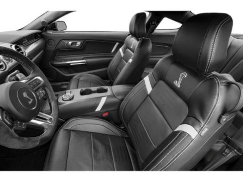 Used 2021 Ford Mustang Shelby GT500 w/ Carbon Fiber Track Pack RWD image 9
