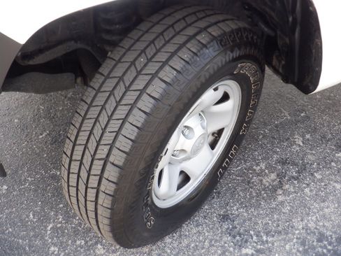 Used 2022 Toyota Tacoma SR image 21