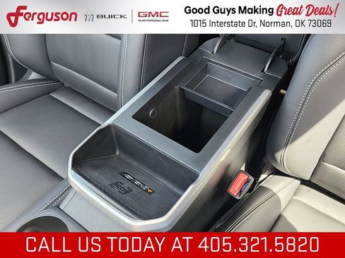 New 2027 GMC Terrain Elevation w/ Elevation Premium Package FWD image 33