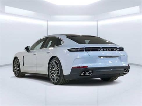 New 2026 Porsche Panamera 4 image 8