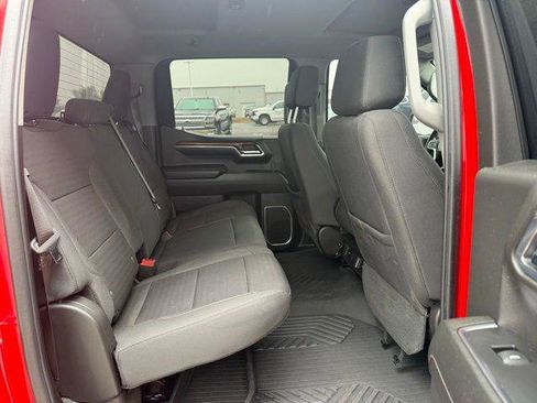 Used 2024 Chevrolet Silverado 1500 LT RWD image 4