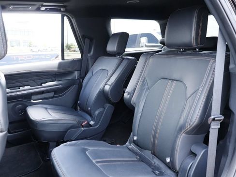 Used 2023 Ford Expedition Platinum AWD/4WD image 23