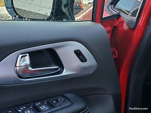 New 2026 Chrysler Pacifica Limited w/ S Appearance Package image 23