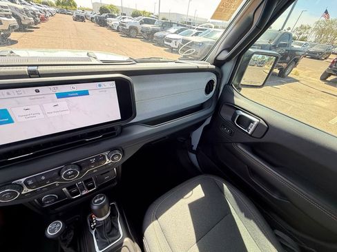 Used 2024 Jeep Wrangler Unlimited Sahara w/ Technology Group image 19