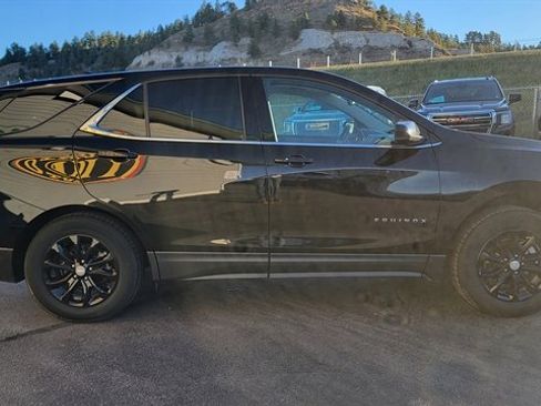 Used 2020 Chevrolet Equinox LT image 3