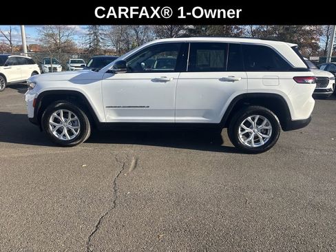 Used 2023 Jeep Grand Cherokee Limited image 2