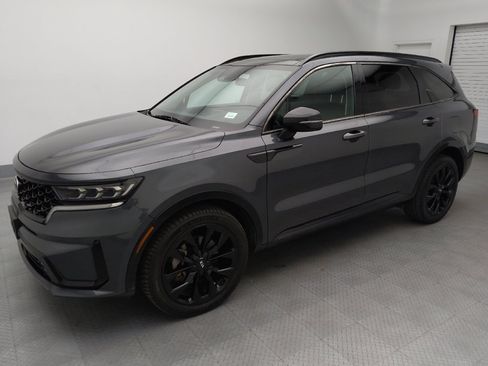 Used 2021 Kia Sorento SX FWD image 2