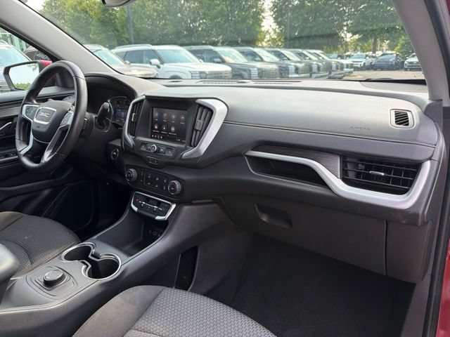 Used 2024 GMC Terrain SLE AWD/4WD image 32
