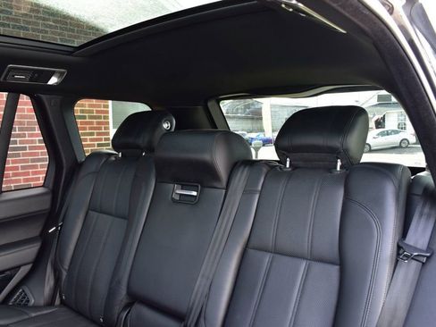 Used 2014 Land Rover Range Rover Supercharged image 24