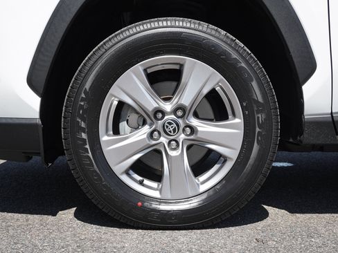 Used 2023 Toyota RAV4 XLE w/ Convenience Package AWD/4WD image 13