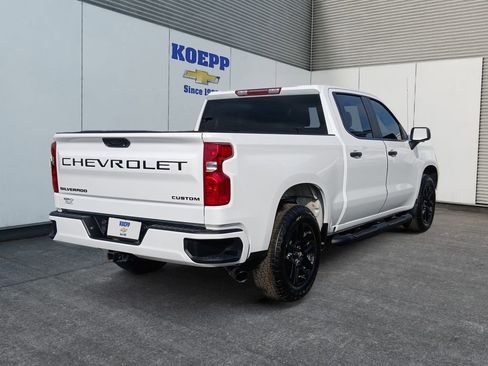 Used 2025 Chevrolet Silverado 1500 Custom w/ Turbomax Blackout Package RWD image 5