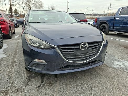 Used 2016 MAZDA MAZDA3 i Sport w/ Preferred Equipment Package image 2