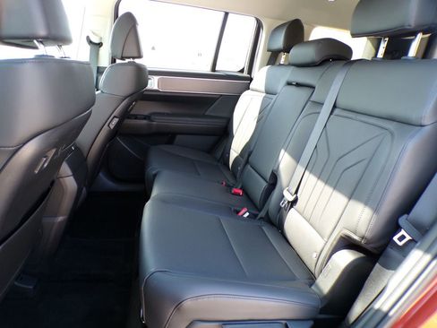 Used 2025 Hyundai Santa Fe XRT image 19