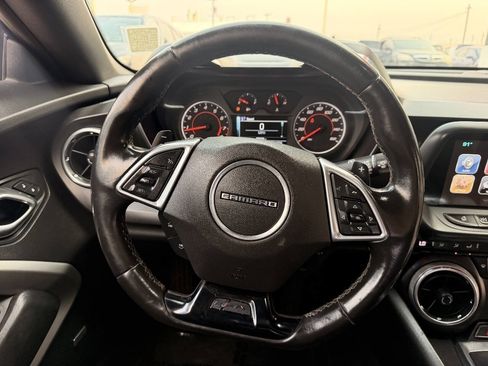 Used 2017 Chevrolet Camaro LT w/ Technology Package RWD image 13