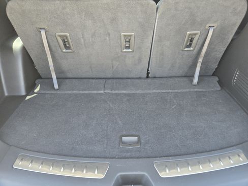 Used 2023 Buick Enclave Essence w/ Experience Buick Package FWD image 32