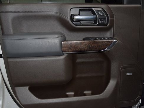 Used 2022 GMC Sierra 3500 Denali w/ Denali Ultimate Package image 48