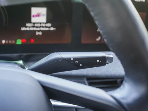 Used 2024 Lucid Air Touring AWD/4WD image 14