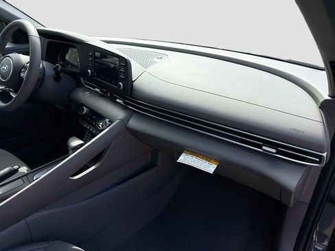 Certified 2026 Hyundai Elantra Sport FWD image 28
