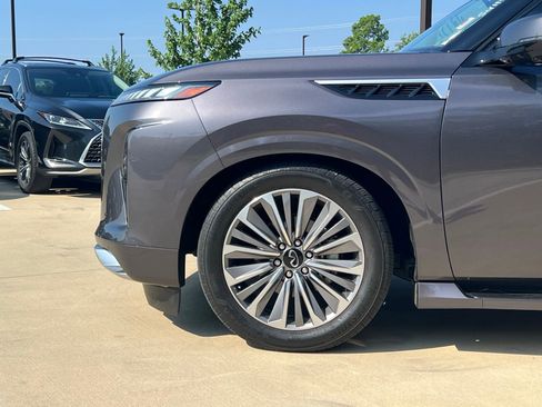 Used 2025 INFINITI QX80 Luxe w/ Cargo Package AWD/4WD image 8