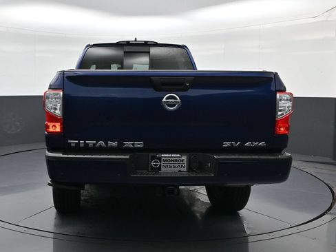 Used 2022 Nissan Titan SV w/ SV Convenience Package AWD/4WD image 6