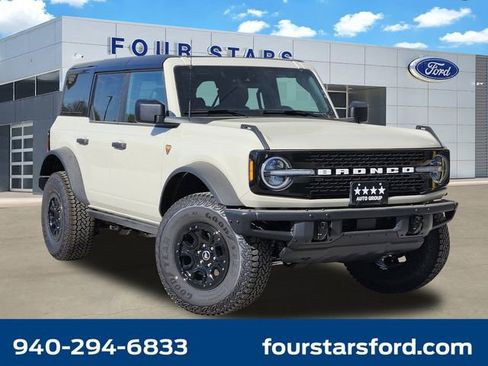 New 2026 Ford Bronco Badlands w/ Sasquatch Package image 1