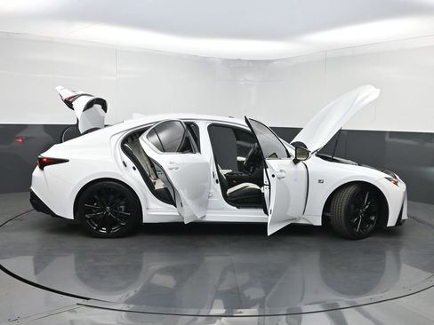 Used 2022 Lexus IS 350 F Sport w/ Navigation Package image 35