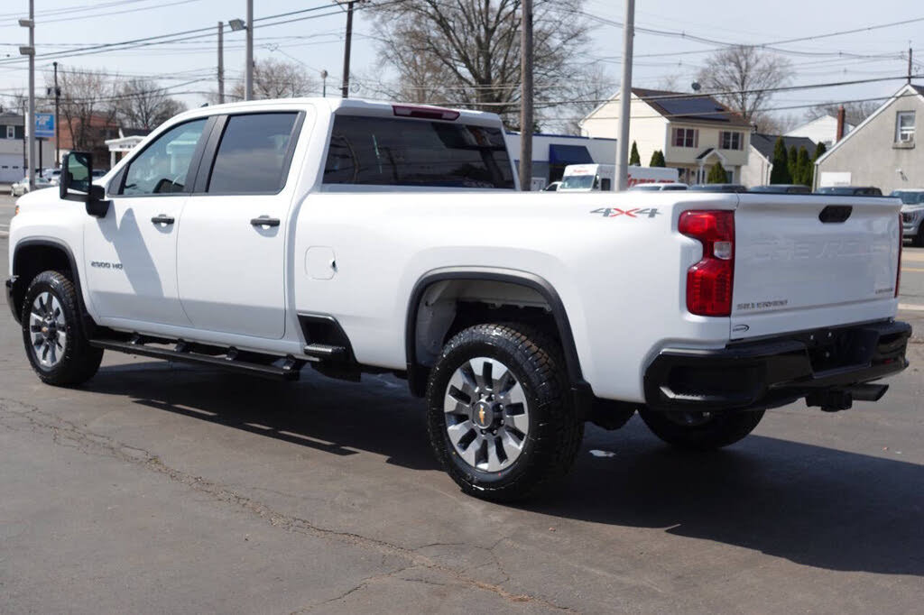 Used 2025 Chevrolet Silverado 2500 Custom w/ Custom Convenience Package AWD/4WD image 2