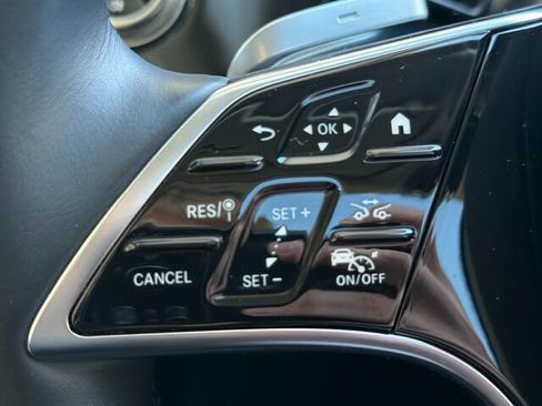 Used 2025 Mercedes-Benz E 350 Sedan image 30