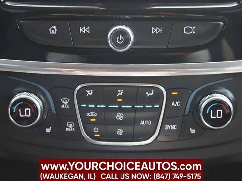 Used 2020 Chevrolet Traverse LT w/ Driver Confidence II Package AWD/4WD image 35