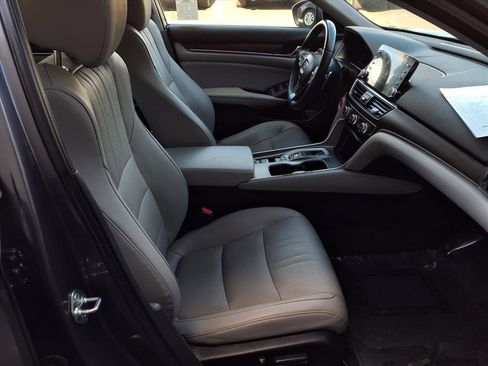 Used 2020 Honda Accord EX-L image 24