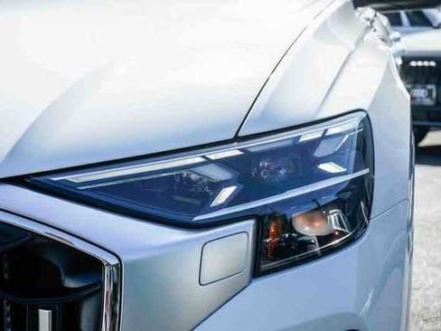 Used 2024 Audi SQ8 Prestige image 7