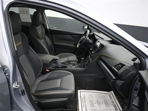 Used 2022 Subaru Crosstrek 2.5i Sport w/ Moonroof Package image 8