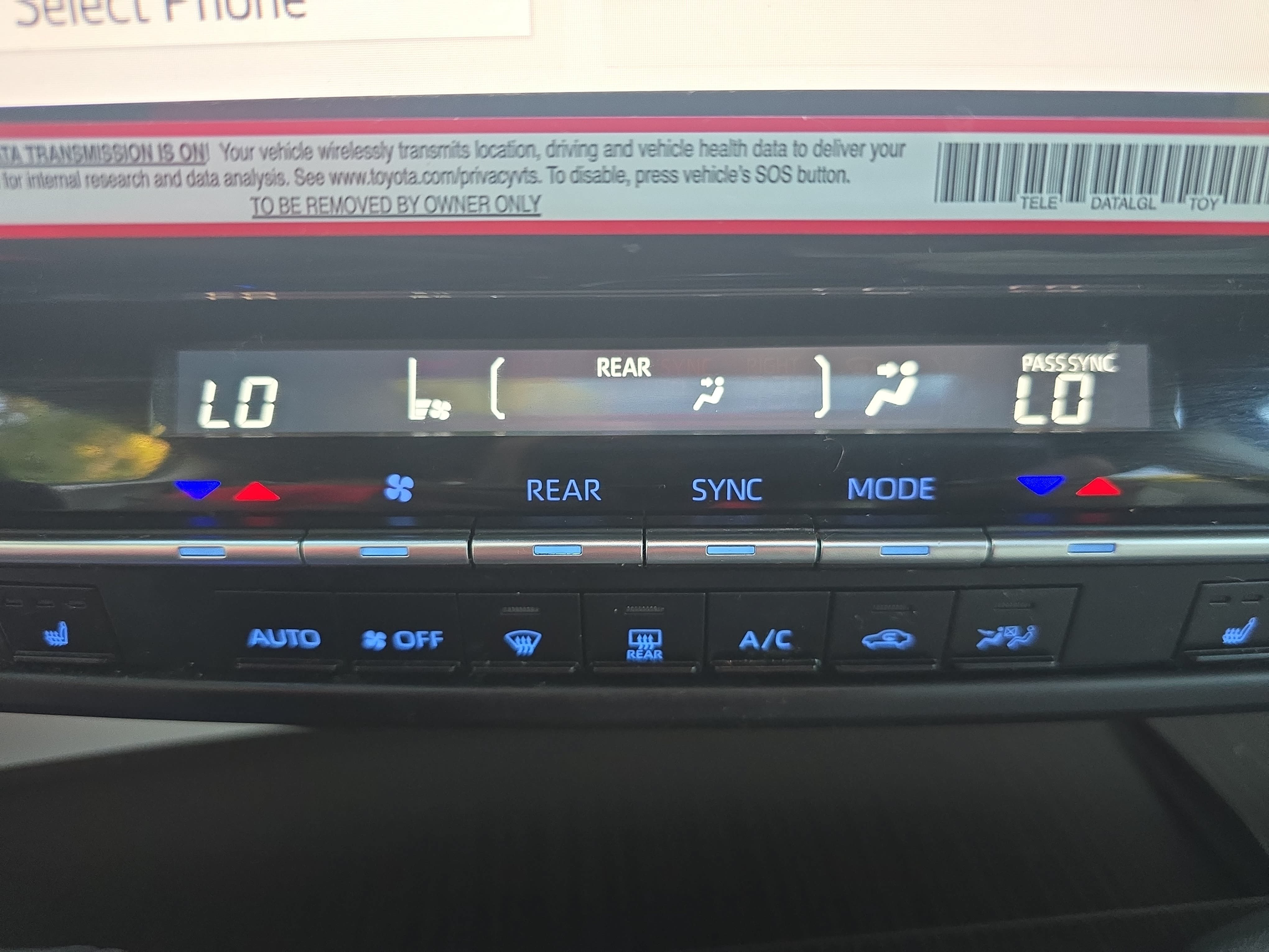 Used 2024 Toyota Sienna XLE FWD image 20