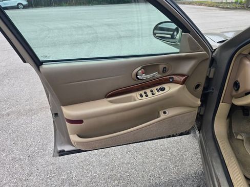 Used 2004 Buick Le Sabre Custom FWD image 9