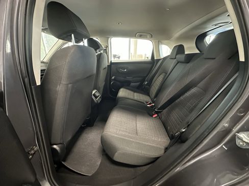 Used 2023 Honda HR-V LX image 16