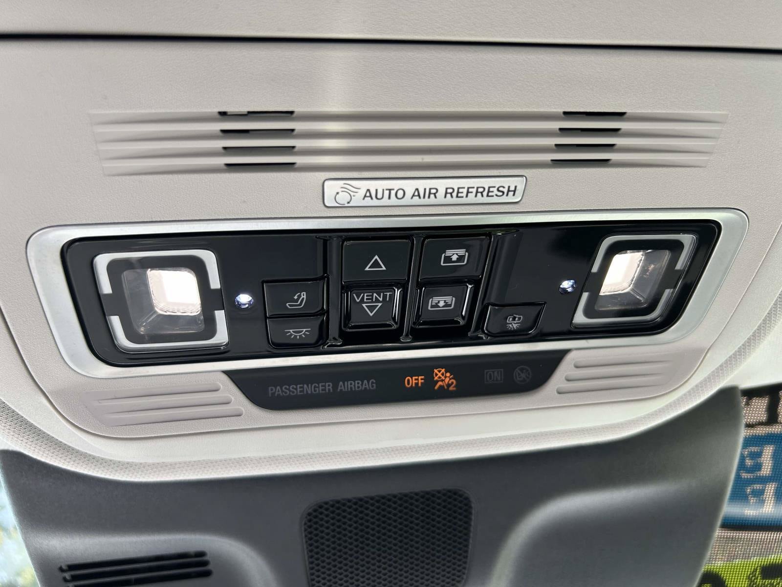 Certified 2025 Lincoln Navigator Reserve AWD/4WD image 31