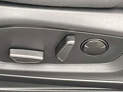New 2026 Ford Explorer Active RWD image 13