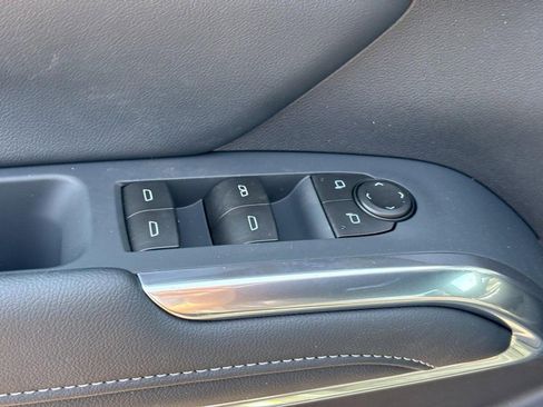 New 2026 Chevrolet Traverse LT w/ Midnight/Sport Edition FWD image 12