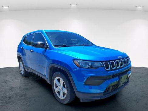 Used 2023 Jeep Compass Sport AWD/4WD image 9
