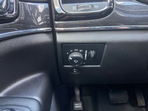 Used 2021 Jeep Grand Cherokee Trailhawk w/ Premium Lighting Group image 15