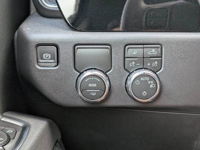 New 2026 GMC Sierra 1500 SLE w/ Preferred Package RWD image 25