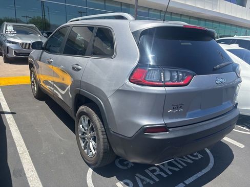 Used 2019 Jeep Cherokee Latitude Plus w/ Comfort/Convenience Group AWD/4WD image 5